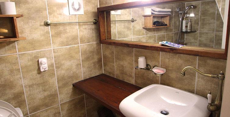 Yujung Guesthouse จอนจู ภายนอก รูปภาพ
