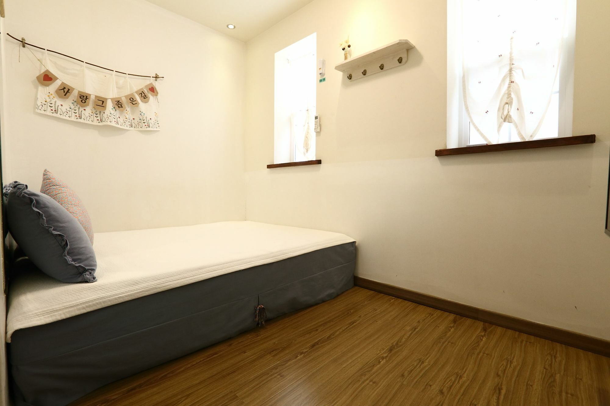 Yujung Guesthouse จอนจู ภายนอก รูปภาพ
